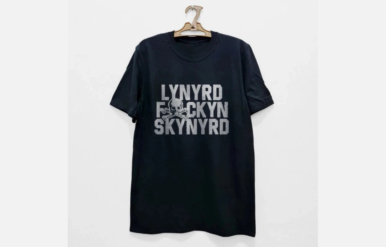 Rare Lynyrd Skynyrd Southern Rock Band T-shirt, Unisex Black T-shirt, Fan Casual T-shirt, Street Style Outdoor Daily Outfit
